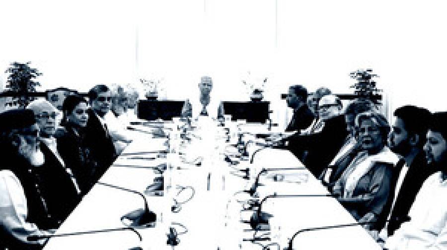 খালেদা জিয়ার চিকিৎসায় সর্বোচ্চ গুরুত্ব, ভিভিআইপি ঘোষণার সিদ্ধান্ত