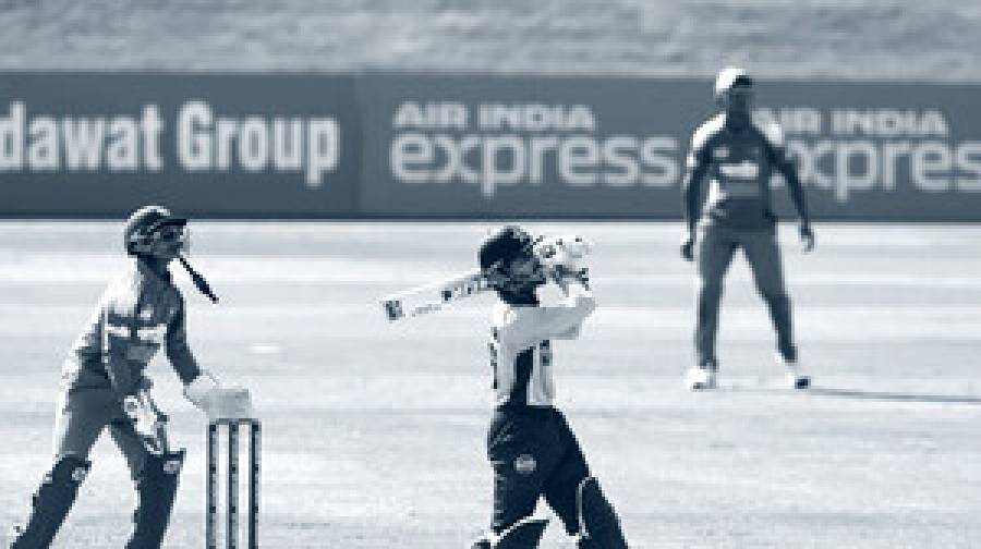 পাকিস্তানের কাছে উড়ে গেল ভারত, ফের পুরস্কার মঞ্চে নাটক