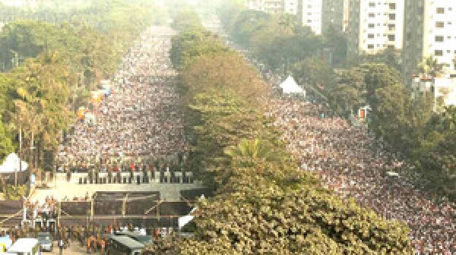 ‘একটি যুগের অবসান’: খালেদা জিয়ার জানাজা নিয়ে যা লিখল বিশ্ব গণমাধ্যম