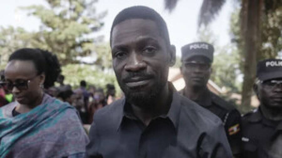 প্রেসিডেন্ট নির্বাচন: উগান্ডায় বিরোধী দলের প্রার্থীকে তুলে নিয়ে গেল সেনাবাহিনী