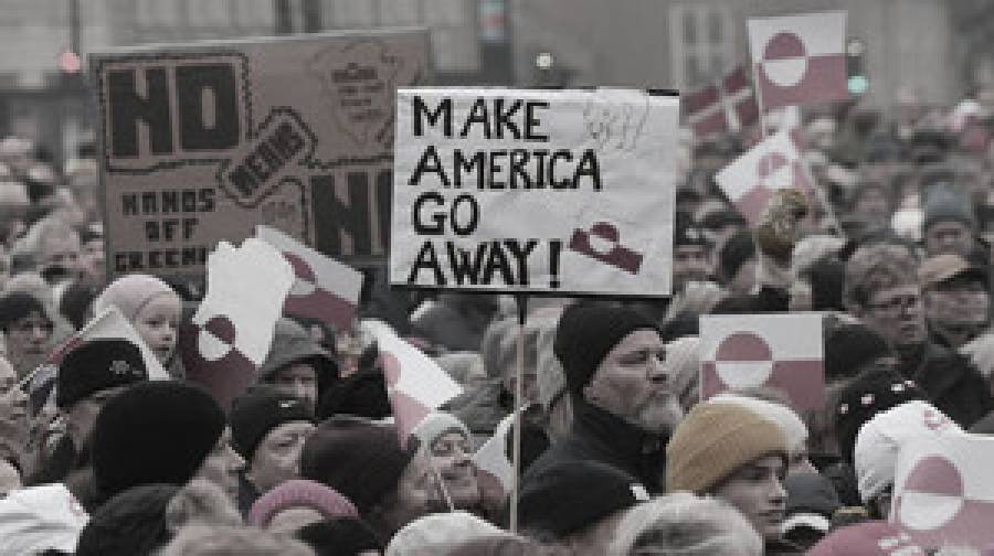 ট্রাম্পের গ্রিনল্যান্ড দখলের হুমকির প্রতিবাদে বিক্ষোভে উত্তাল ডেনমার্ক