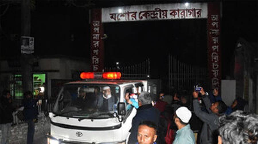 ছাত্রলীগ নেতার প্যারোলে মুক্তিতে প্রকাশিত সংবাদের ব্যাখ্যা দিলো জেলা প্রশাসন