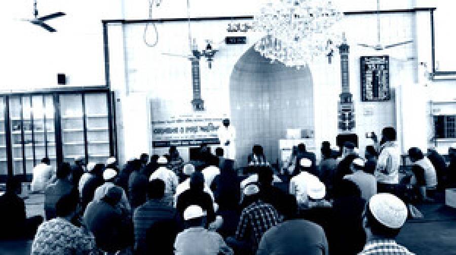 খোমেনী ইহসান: মুসলমানদের সাম্প্রদায়িক অপবাদ দিতেই ঢাবির প্রথম শহিদ নজিরকে মুছে ফেলা হয়েছে