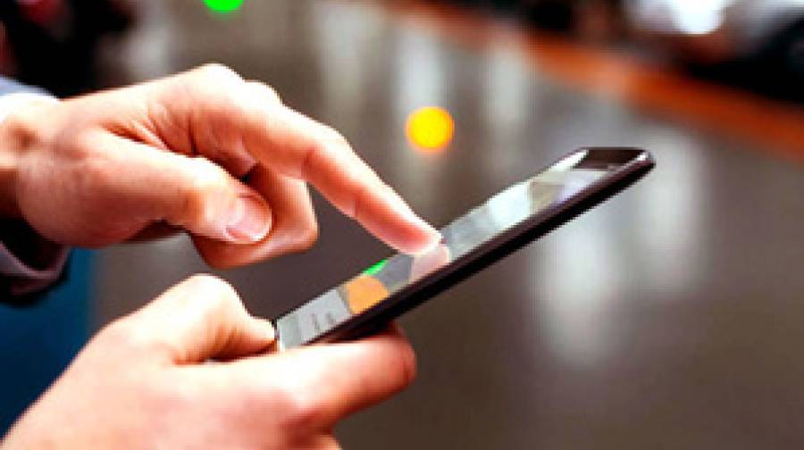 ব্যবহৃত মোবাইল বিক্রির আগে নিবন্ধন বাতিল বাধ্যতামূলক করল বিটিআরসি