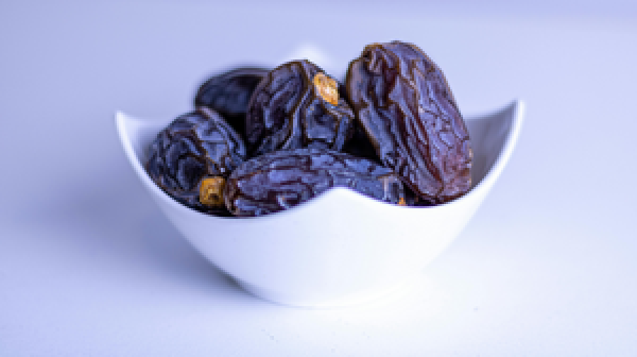 ইফতারে যে কারণে পাতে রাখবেন কয়েকটি খেজুর