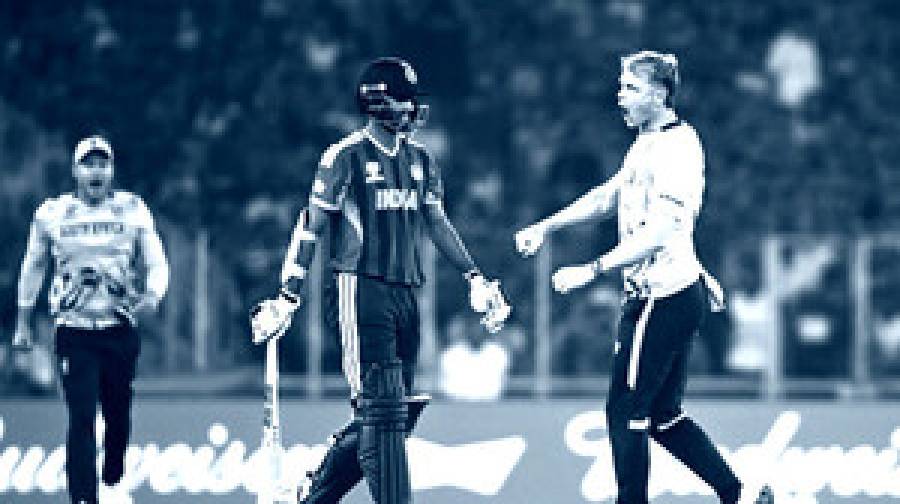 ভারতকে গুঁড়িয়ে দিয়ে দক্ষিণ আফ্রিকার দাপুটে শুরু