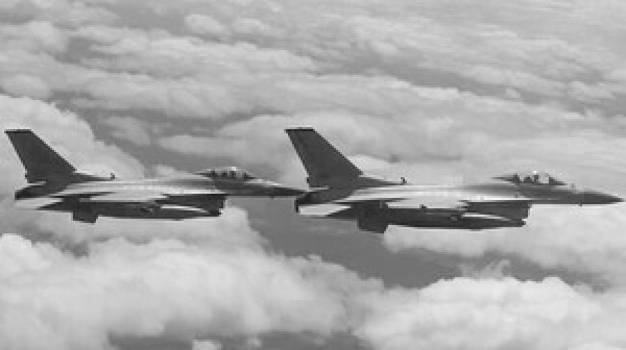 উত্তেজনার মাঝে মধ্যপ্রাচ্যে ৩ শতাধিক মার্কিন যুদ্ধবিমান মোতায়েন