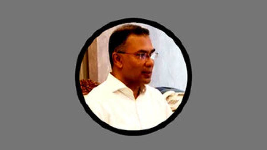 ছুটির দিনেও দাপ্তরিক কাজে সক্রিয় প্রধানমন্ত্রী তারেক রহমান