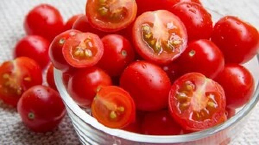 বছরজুড়ে হাতের নাগালে থাকা টমেটোর অবিশ্বাস্য স্বাস্থ্যগুণ