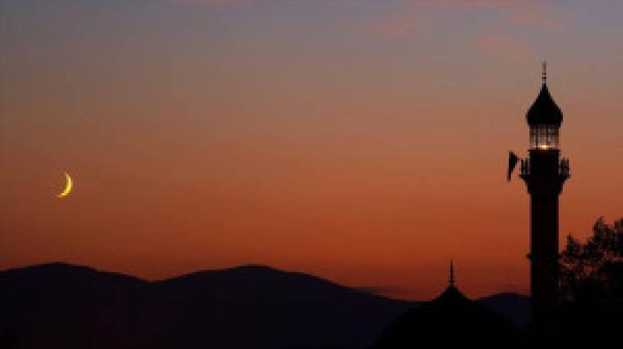 বাংলাদেশে চাঁদ দেখা যায়নি, ঈদ শনিবার