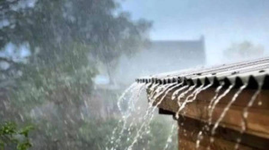 হঠাৎ বৃষ্টিতে এক ধাক্কায় পারদ নামল ৬ ডিগ্রি!