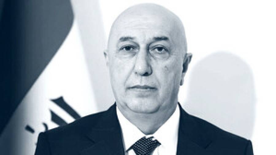 ইরাকের নতুন প্রেসিডেন্ট নির্বাচিত হলেন নিজার আমেদি