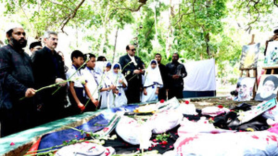 ঢাবিতে ইরানি শিশু হত্যাবিরোধী সমাবেশ, যুদ্ধাপরাধের বিচার দাবি