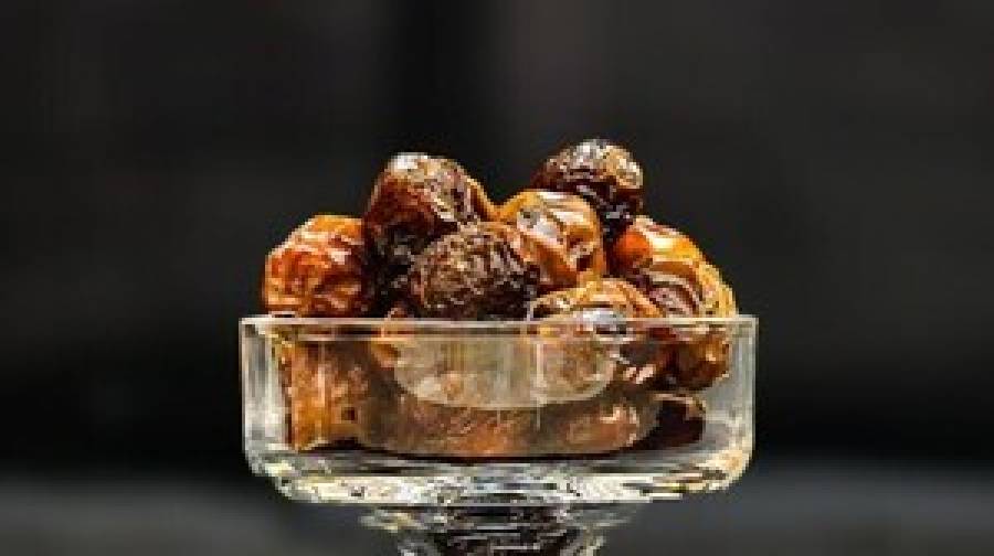 খালি পেটে খেজুর খাওয়ার বহুমুখী স্বাস্থ্যগুণ