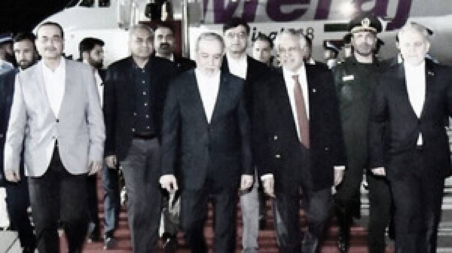 পাক সেনাপ্রধানের সঙ্গে ইরানি পররাষ্ট্রমন্ত্রীর বৈঠক