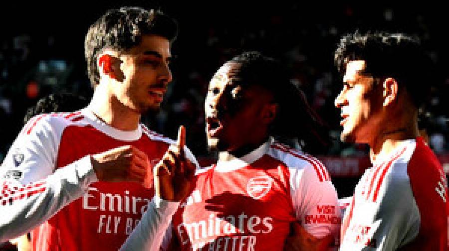 নিউক্যাসলকে হারিয়ে প্রিমিয়ার লিগের শীর্ষে ফিরল আর্সেনাল