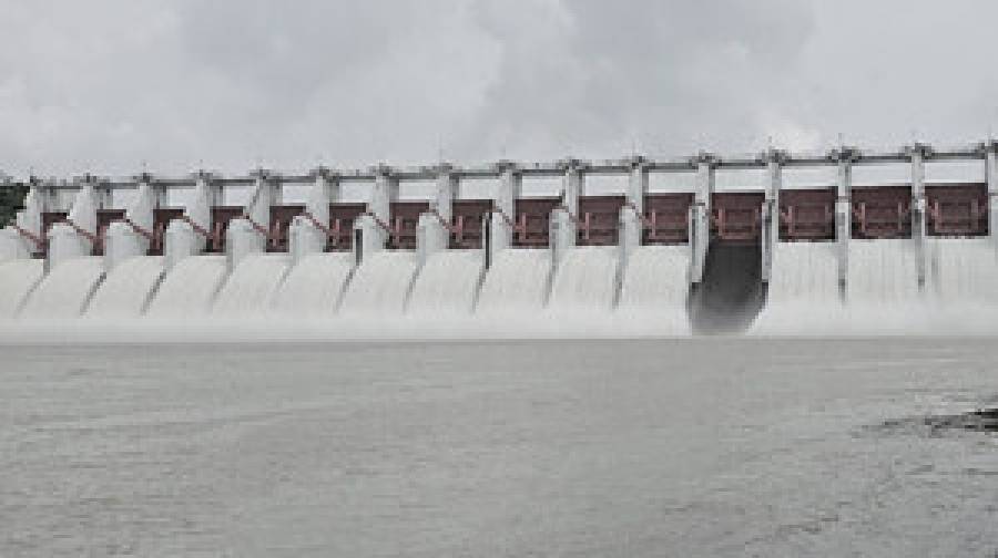 কাপ্তাই হ্রদে বেড়েছে পানি, গেট খুলে দিচ্ছে বিদ্যুৎ কেন্দ্র