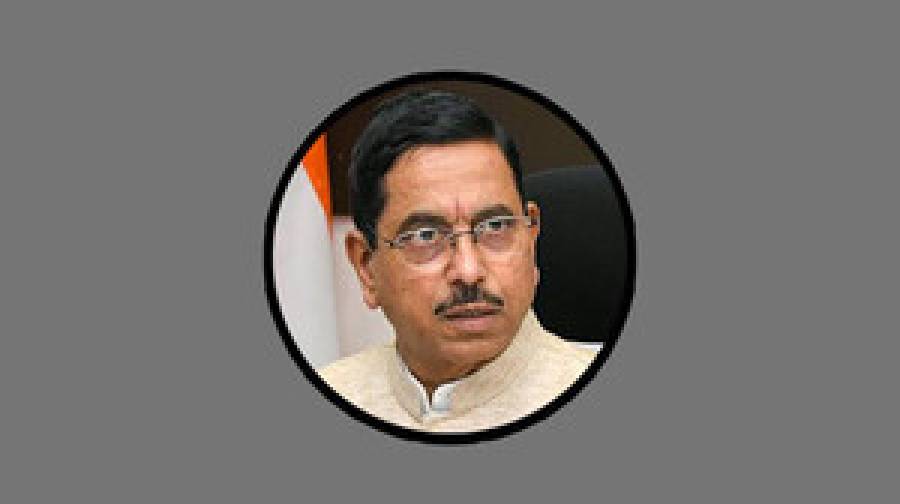 ভারতের নতুন শিক্ষামন্ত্রী প্রহ্লাদ যোশী