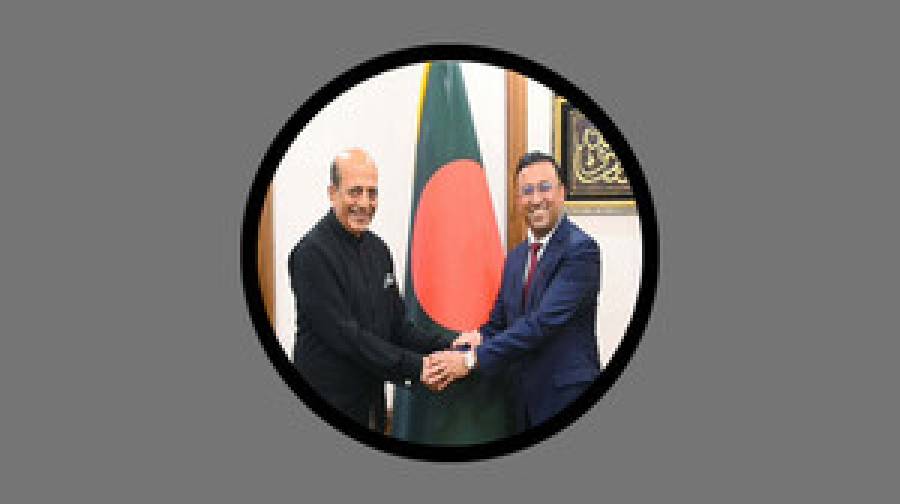 শেখ হাসিনা যেন বক্তব্য দিতে না পারে সেই অনুরোধ ভারতীয় হাইকমিশনারকে