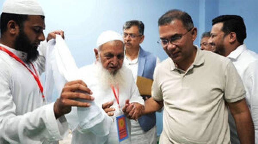 হেফাজতকে পাশে নিয়ে দেশের উন্নয়নে এগোতে চান তারেক রহমান