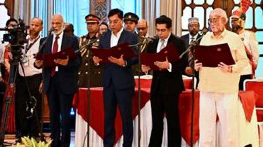 বঙ্গভবনে নতুন মন্ত্রীদের শপথ, মধ্যরাতে জারি হলো প্রজ্ঞাপন