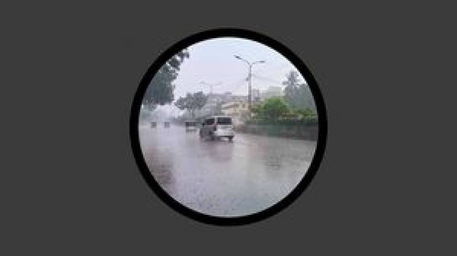 রাত থেকে ঢাকায় বৃষ্টি
