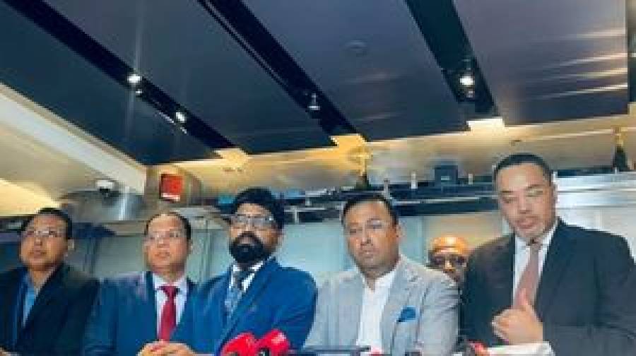 প্রয়োজন বুঝেই বিমান কিনবে বাংলাদেশ
