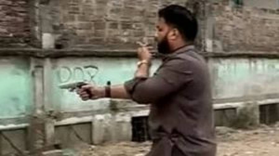 অস্ত্র হাতে অভিযানের ভিডিও সরিয়ে নিলেন ইশরাক