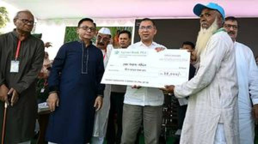 আখচাষে উৎসাহ দিতে ৩৯ হাজার কৃষককে প্রণোদনা