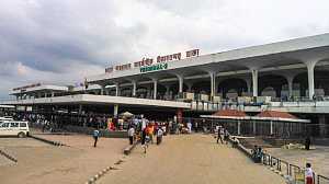 ঢাকা থেকে মধ্যপ্রাচ্যগামী ৭৪ ফ্লাইট বাতিল, যাত্রীদের ভোগান্তি