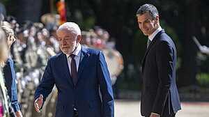 ‘দুর্বল’ বিশ্বব্যবস্থার মাঝে শান্তির ডাক দিলেন স্পেন ও ব্রাজিলের নেতারা