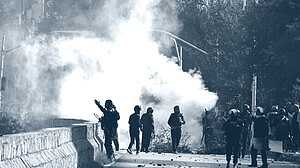 করাচিতে মার্কিন কনস্যুলেটে হামলা, নিহত ৬