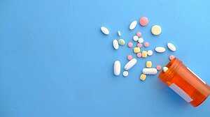 চিকিৎসকের পরামর্শ ছাড়া প্যারাসিটামলের যথেচ্ছ ব্যবহারে বাড়ছে মারাত্মক স্বাস্থ্যঝুঁকি