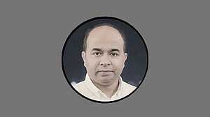 লন্ডনে হাইকমিশনের প্রেস মিনিস্টার আকবর হোসেনের পদত্যাগ