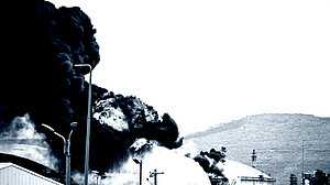 কুয়েতি তেলবাহী জাহাজে হামলা, সাগরে জ্বালানি ছড়িয়ে পড়ার শঙ্কা