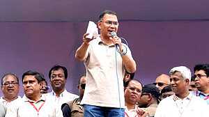 ফ্যামিলি কার্ডের পর এবার এলপিজি কার্ড পাচ্ছেন নারীরা