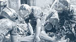 পিকআপ ও অটোরিকশার মুখোমুখি সংঘর্ষে অন্তঃসত্ত্বা নারীসহ আহত সাত