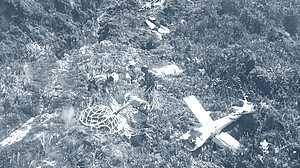 ইন্দোনেশিয়ায় হেলিকপ্টার বিধ্বস্ত: প্রাণ হারালেন ৮ জন