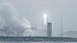 মহাকাশে আরও একঝাঁক স্যাটেলাইট পাঠাল চীন