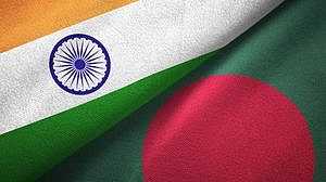 দিল্লির কূটনৈতিক উভয়সংকট: শেখ হাসিনা কি ভারতের জন্য ‘অস্বস্তির বোঝা’?