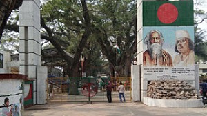 ব্যবসায়ীদের আপত্তির মুখে বেনাপোলে সময়সীমা শিথিল করলো কাস্টমস