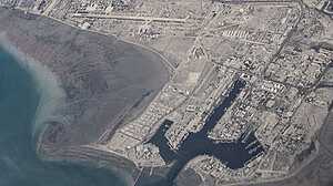 হরমুজ প্রণালী বন্ধ করে দিয়েছে ইরান