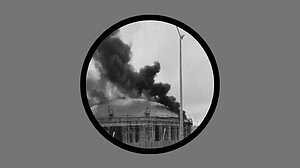 ইসরায়েলের হাইফার তেল শোধনাগারে হামলা, ভয়াবহ আগুন