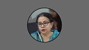 সন্তানের পড়াশোনার খরচে দিশেহারা পরিবার, লাগাম টানার আহ্বান