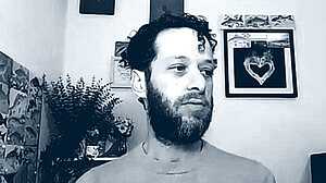 ‘দেশটি ভেঙে পড়েছে’— ক্রমবর্ধমান নিরাপত্তাহীনতা নিয়ে দেশ ছাড়া ইসরায়েলি সাংবাদিকের সতর্কবার্তা