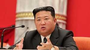 একাধিক ব্যালিস্টিক ক্ষেপণাস্ত্র ছুড়ল উত্তর কোরিয়া