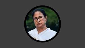 মমতার ঘোষণা: ‘নতুন করে দল পুনর্গঠন করব’