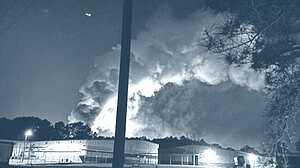 যুক্তরাষ্ট্রের টেক্সাসে তেলের কূপে আগুন