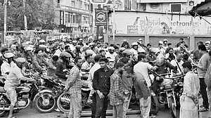 রোববার থেকে বাড়তে পারে অকটেন সরবরাহ, কমবে ভোগান্তি