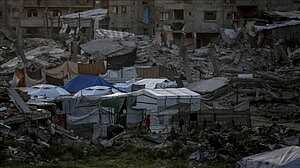 যুদ্ধবিরতি লঙ্ঘনের অভিযোগ, ইসরায়েলের সাফাই ‘তাৎক্ষণিক হুমকি’